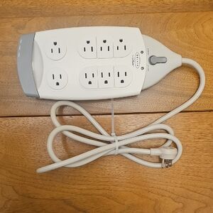 Belkin Gray and White Power Strip
